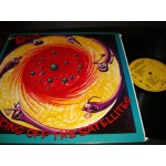 B-52's - Bouncing of the Satellites B-52's - Bouncing of the Satellites